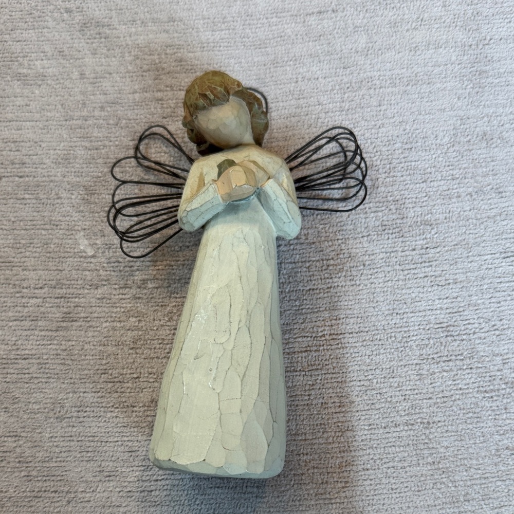 Willow Tree Angel with Cream Dress and Brown Hair